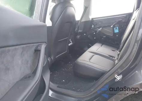 2021 Tesla Model Y из США, поврежденный, VIN 7SAYGDEE1SF256259